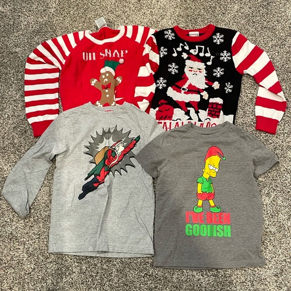 Kids Xmas Top Bundle.  Size 6-7. - Picture 1 of 5